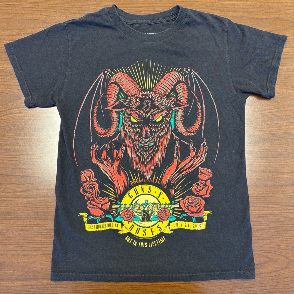 Guns N’ Roses Graphic Band Tee Shirt | Size Small | Black